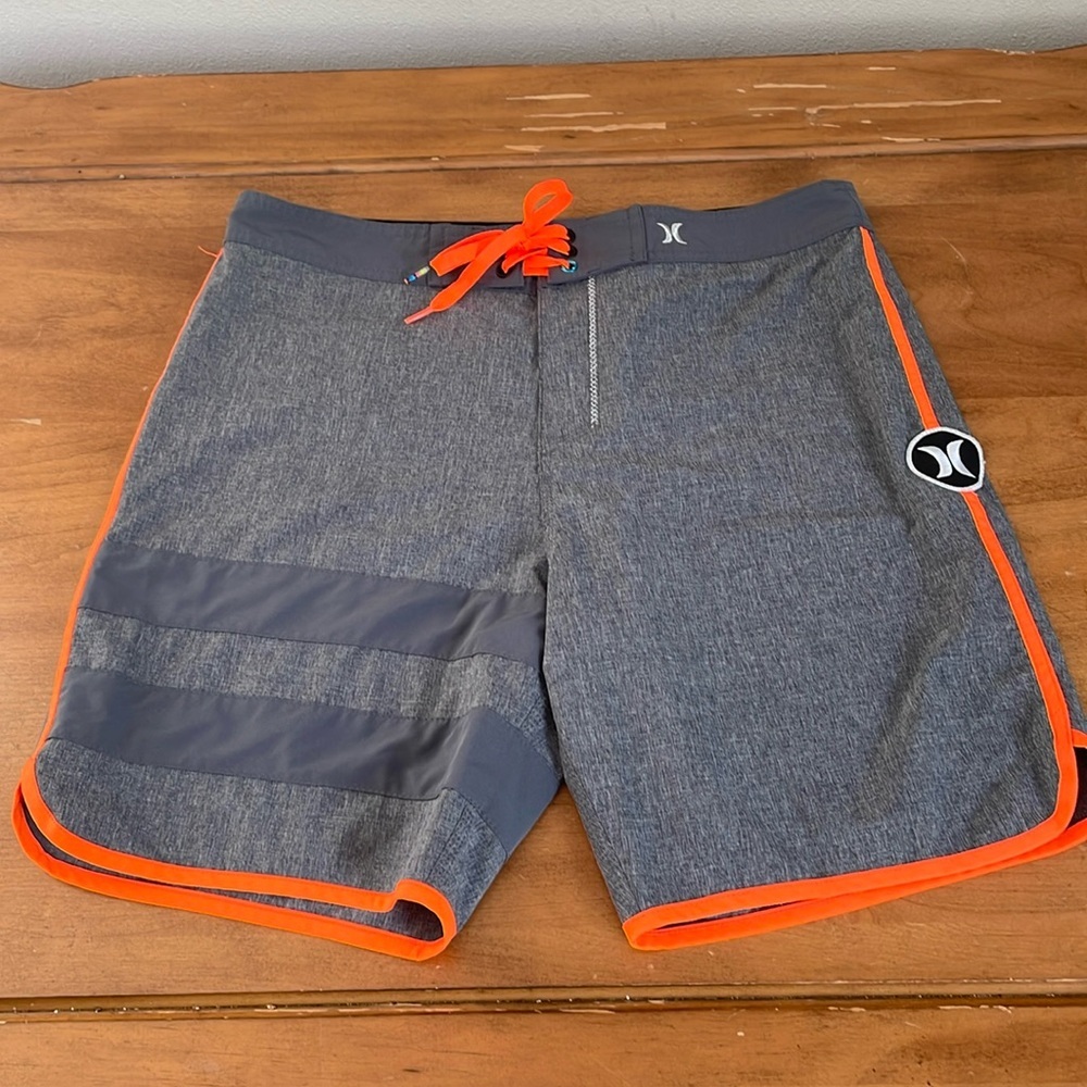 HURLEY Phantom Board Shorts Size 33